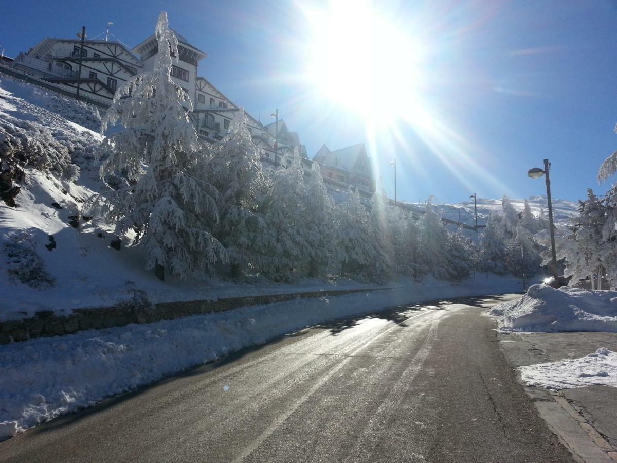 Estudio Cerca Del Telesilla Serra Nevada Exterior foto